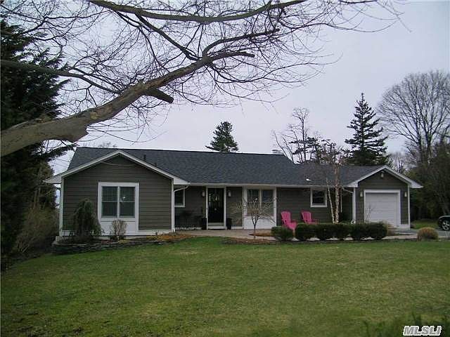 1st image of 11 Valley Dr