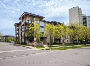 570 Lolita Gdns #401, Mississauga, ON L5A0A1