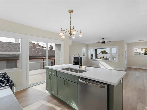 2453 Curlew St, San Diego, CA 92101