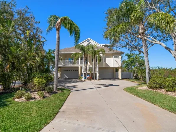 14554 90th Ave, Seminole, FL 33776