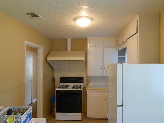 5th image of 2221 Blandin St