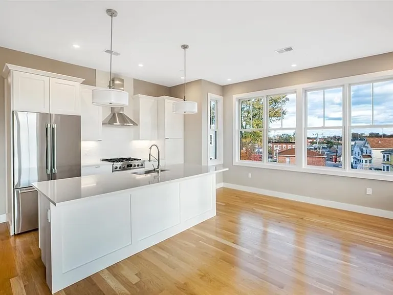3 Dorset St #1 — Photo 4