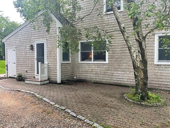 2nd image of 30 Winchester Ave