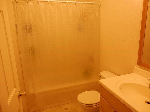 5th image of 2469 Aster Dr