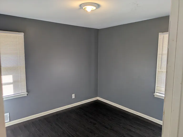 6097 Park Dr — Photo 3