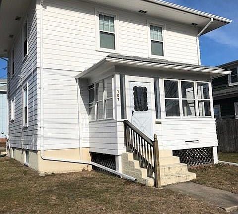 3rd image of 107 Whitford Ave