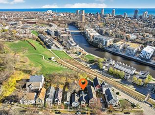 2032 N Booth St, Milwaukee, WI 53212