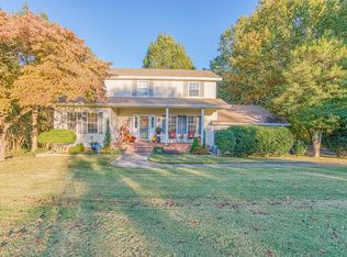 305 Perritt Cv, Florence, AL 35634