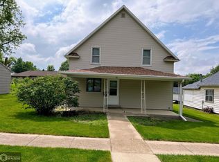 31 Sue St, Manning, IA 51455