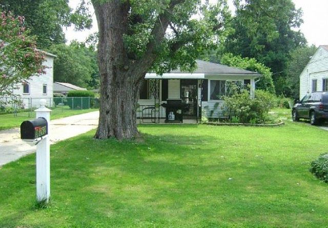 1st image of 36262 N Riverview Dr
