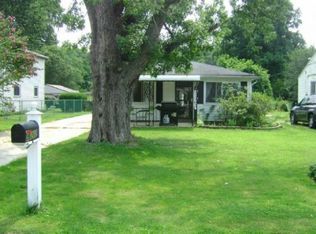 36262 N Riverview Dr, Eastlake, OH 44095