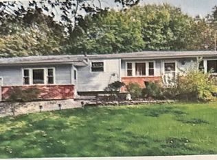 9 Bartel Pl, Huntington Station, NY 11746