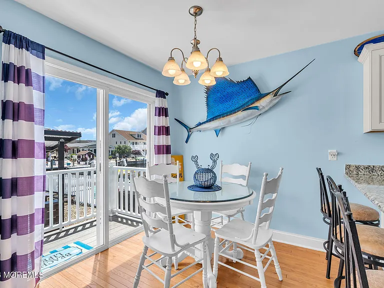 53 E Coral Dr — Photo 9