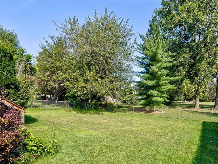 41490 Hanford Rd — Photo 3