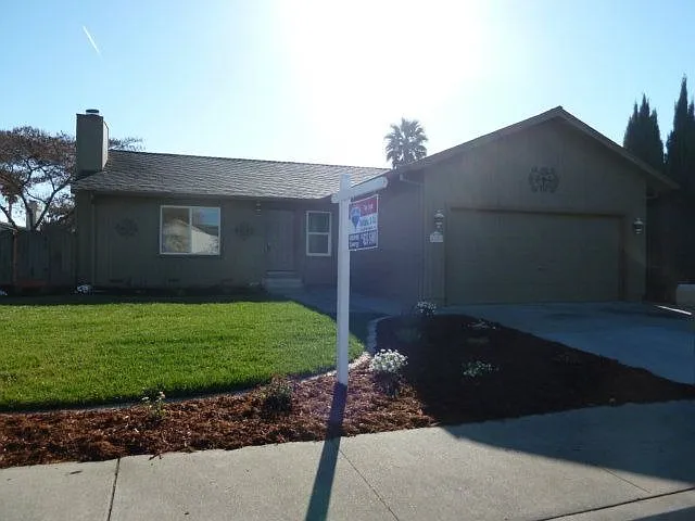 1151 Monica Dr photo 1