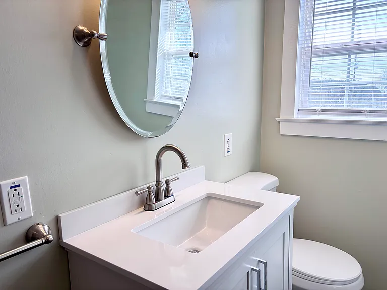65 Jackson Ave — Photo 15