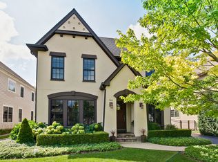 741 E Sunnyside Ave, Libertyville, IL