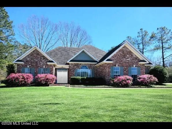 25 Masters Ln, Vicksburg, MS 39183