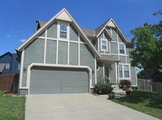 11244 W 116th Ter, Overland Park, KS 66210