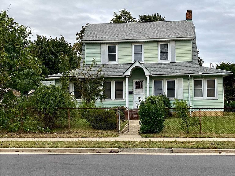 111 E Graham Ave Hempstead, NY, 11550 Apartments for Rent Zillow