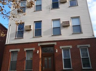 352 New York Ave #2R, Jersey City, NJ 07307