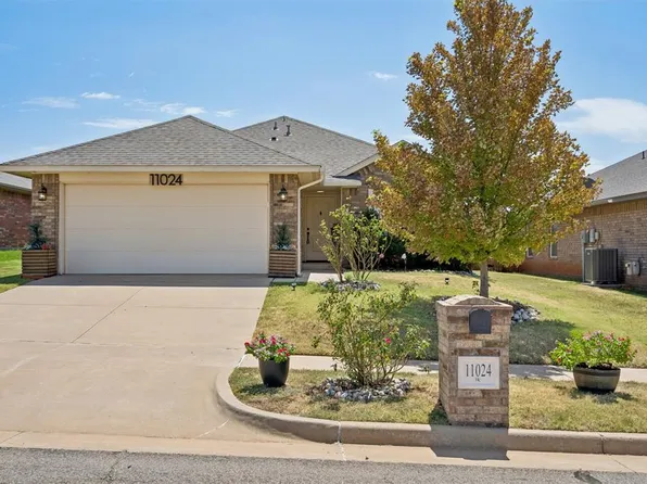 11024 NW 95th St, Yukon, OK 73099