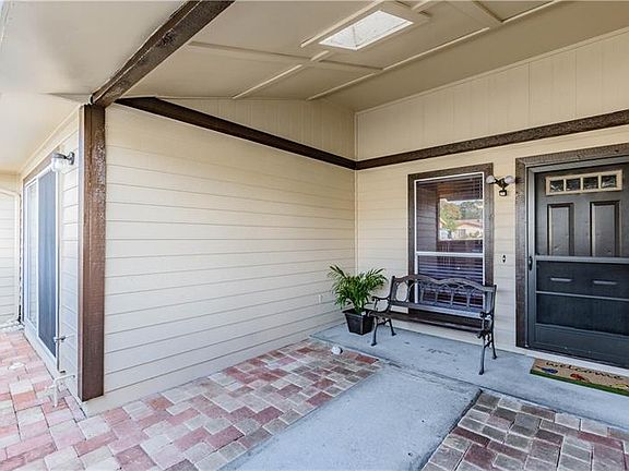 2nd image of 1107 Alicante Ave