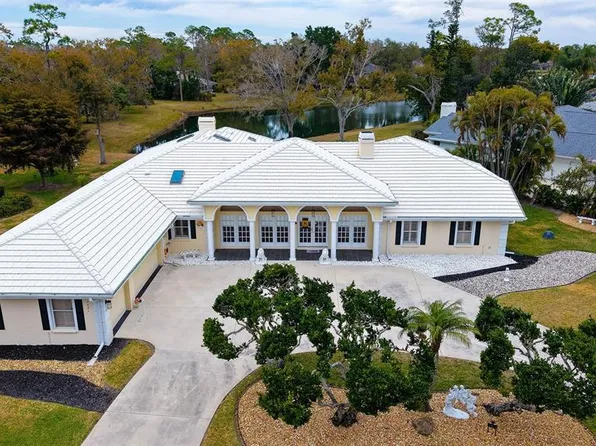 7421 Weeping Willow Blvd, Sarasota, FL 34241