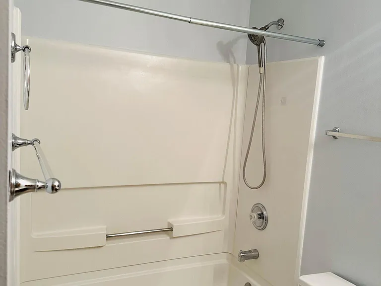 6363 Commonwealth Dr #12 — Photo 8