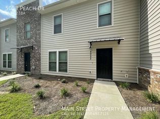 5053 Peach Dr, Pace, FL 32571