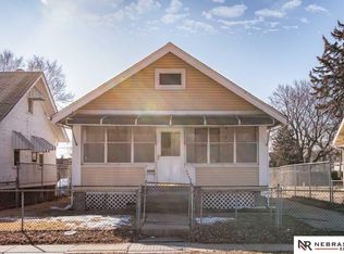2435 Larimore Ave, Omaha, NE 68111