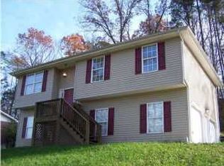 1026 Lower Mill Rd, Hixson, TN 37343