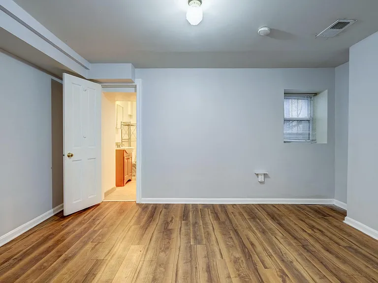 1611 S St NW — Photo 11