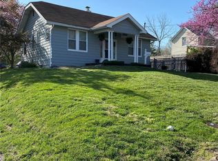 317 N Clinton St, Collinsville, IL