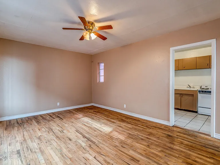 1707 N Stanton St #8 — Photo 4