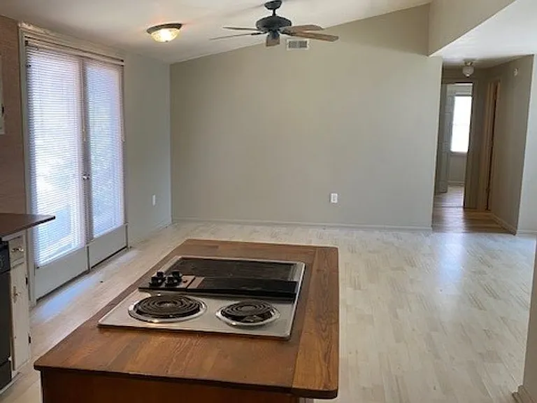 1522 Bonito Ln — Photo 15