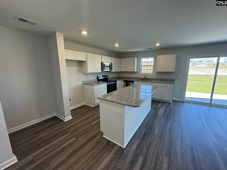 3072 Hallsdale Dr — Photo 8