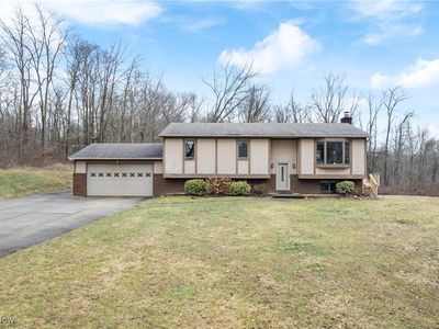 888 Loway Dr, New Franklin, OH, 44216