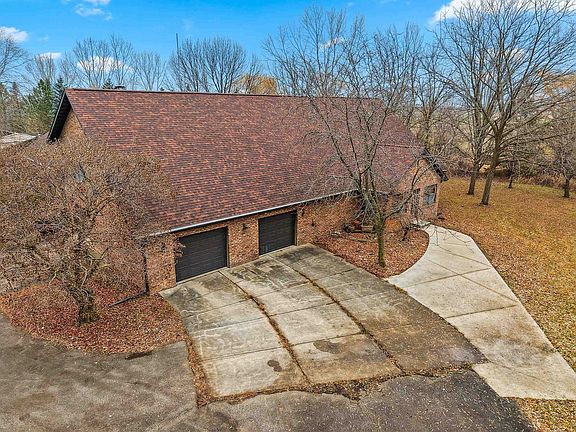 5th image of 3629 Creekview Rd