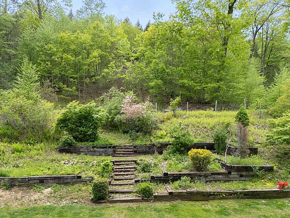 2nd image of 1644 Upper Dummerston Road