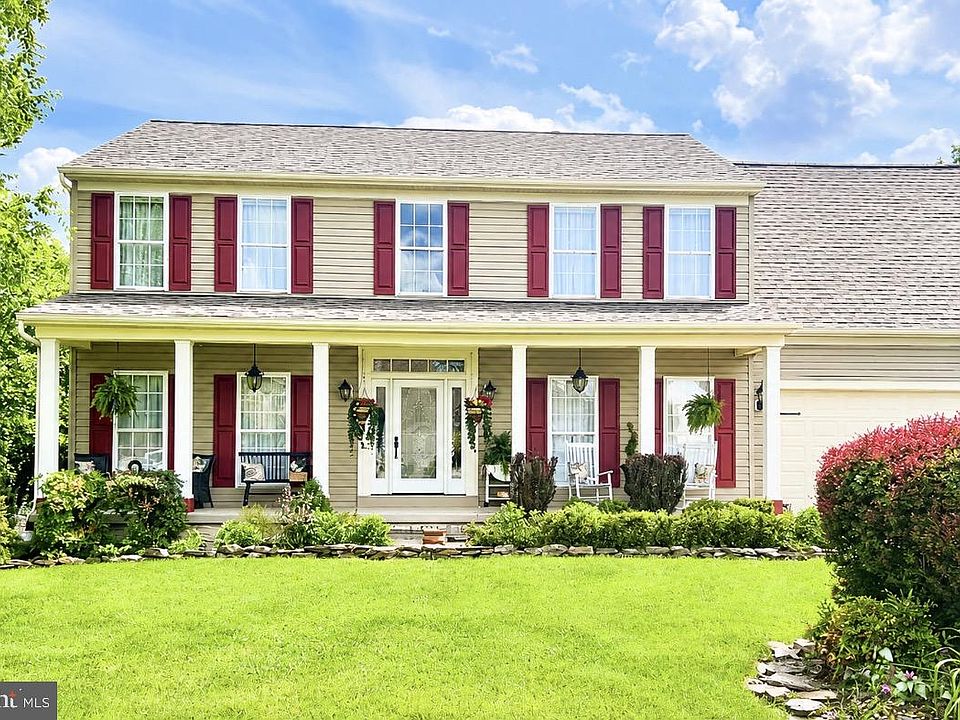 1st image of 383 El Vista Dr