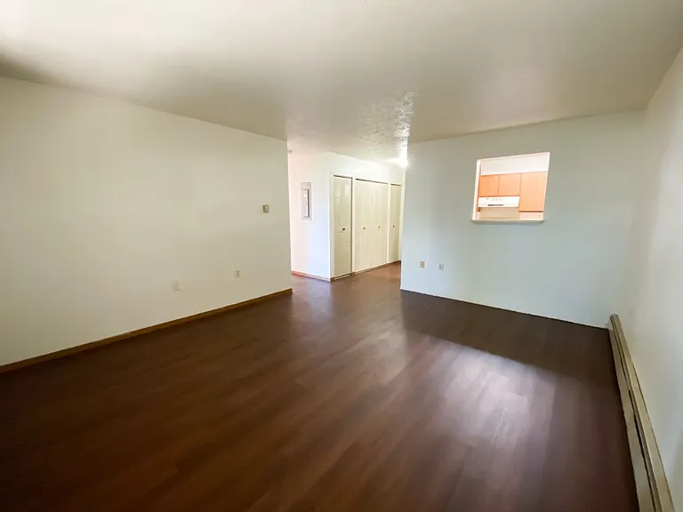 Southside Apartments — Photo 18