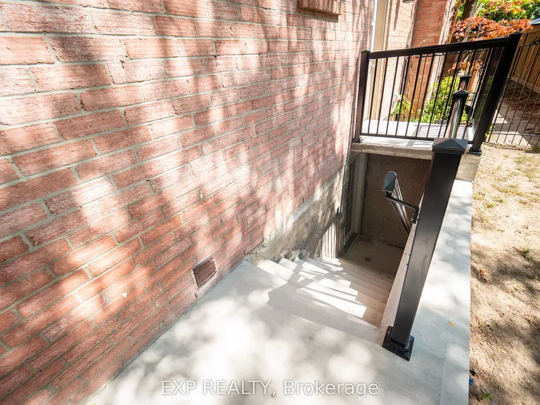 4591 Credit Pointe Dr #BASEMENT — Photo 3
