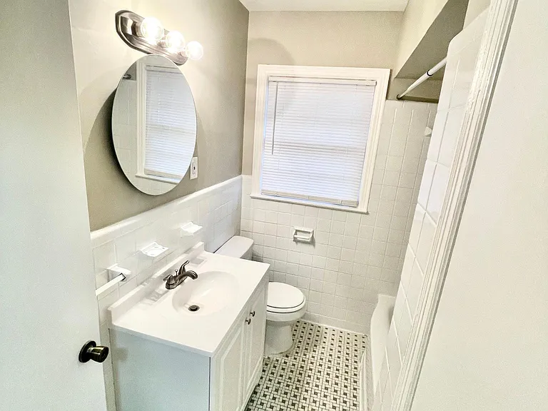 4576 Willow Rd — Photo 9