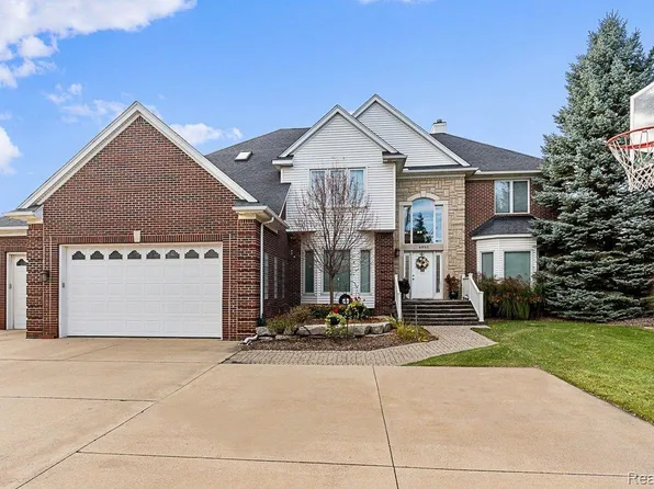 4901 Livernois Rd, Troy, MI 48098