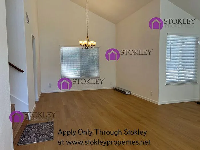 3 bed, 2.5 bath, 1600 sqft, $3,495 — Photo 3