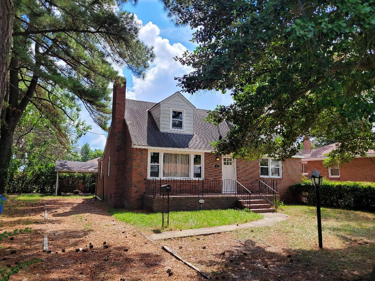 4 bed, 1841 sqft, $2,400 — Photo 2