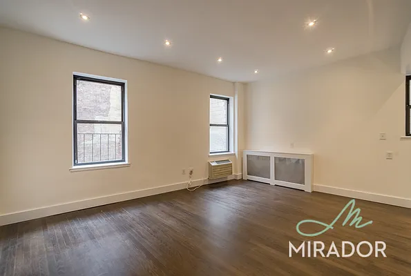 Rented by Mirador Real Estate | media 9