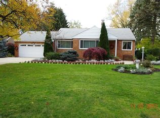 30000 Wolf Rd, Bay Village, OH 44140