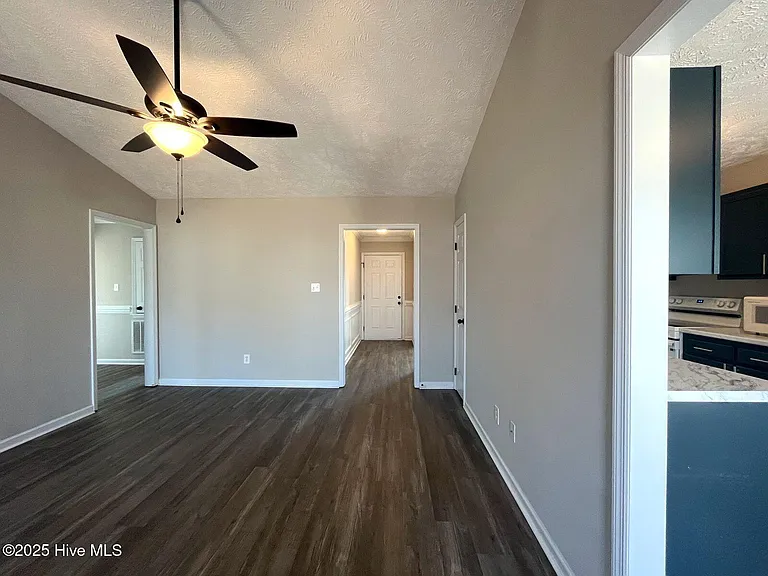 3544 Lubbock Dr — Photo 9